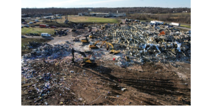 American tornado survivors recall the thrilling moment: their legs lost consciousness under the ruin